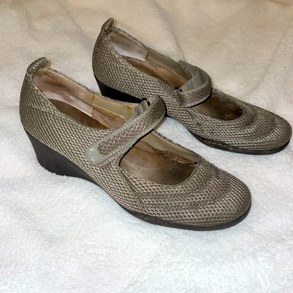 Aerosoles Wedge 9